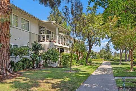 15 Via Castilla, Laguna Woods, CA 92637