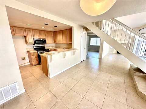 339 Deerfield Avenue, Irvine, CA 92606