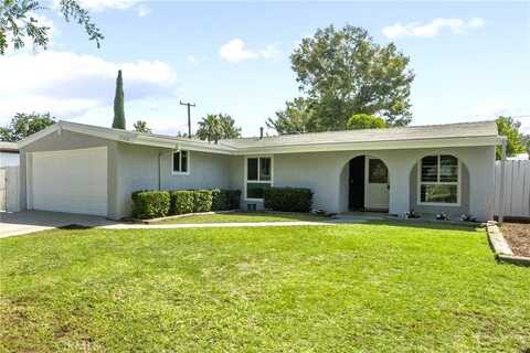 27410 Dewdrop Avenue, Canyon Country, CA 91351