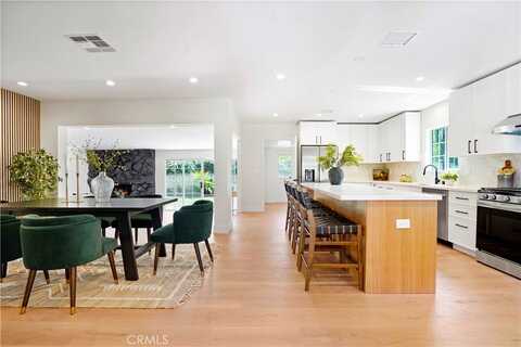 18324 Sylvan Street, Tarzana, CA 91335