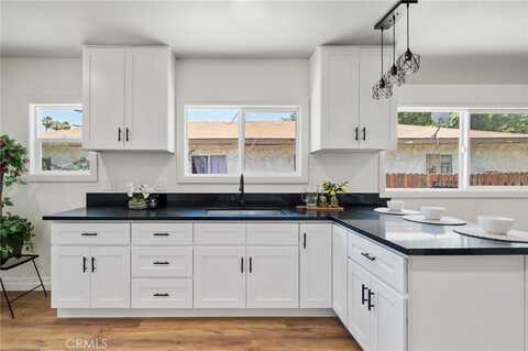 637 W 105th Street, Los Angeles, CA 90044