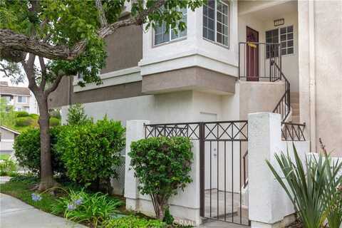1033 S Dewcrest Drive, Anaheim, CA 92808
