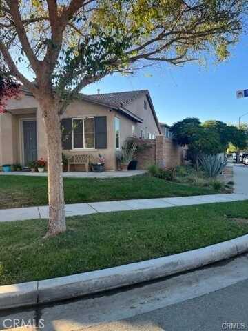6003 Parkside Drive, Hemet, CA 92545