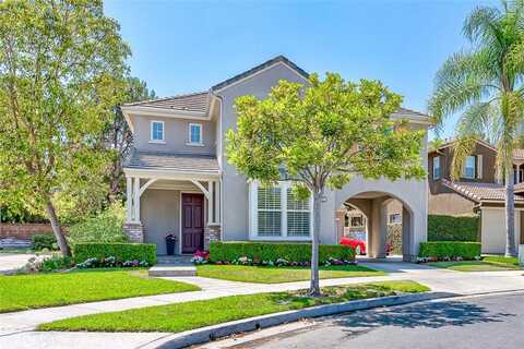 17 Highfield Glen, Irvine, CA 92618