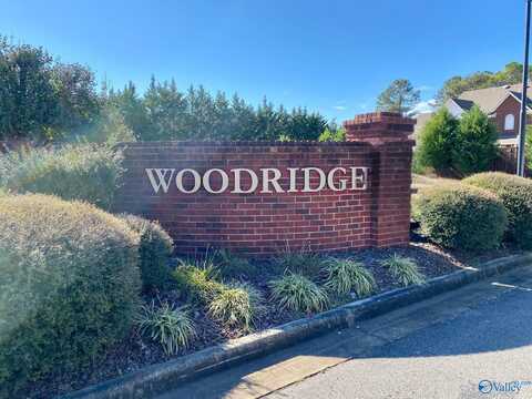 103 Oak Shadow Street, Russellville, AL 35653