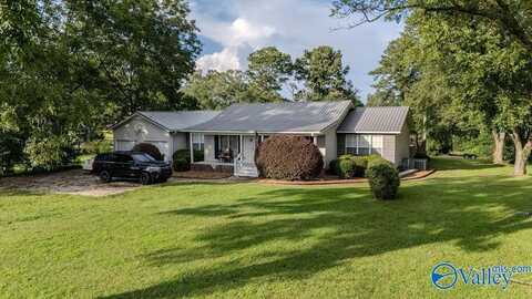 250 County Road 112, Centre, AL 35960