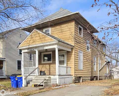 406 E Main Street, Washington, IA 52353
