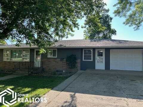 202 S Cedar Avenue, Graettinger, IA 51342