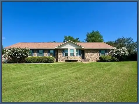 307 Hickory Lane, Batesville, MS 38606