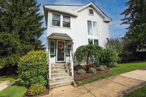 521 Center Street, Morgantown, WV 26505