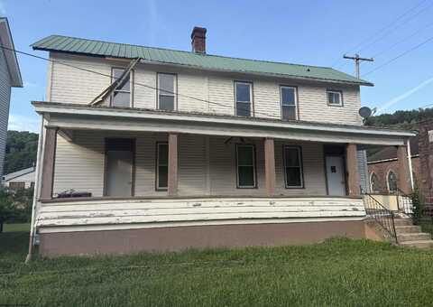 217 Pleasant Street, Mannington, WV 26582