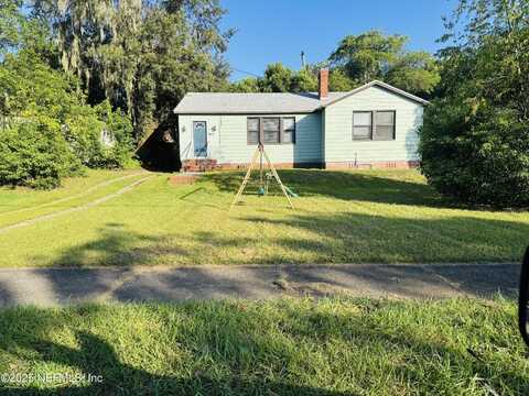 8041 OAKWOOD Street, Jacksonville, FL 32208