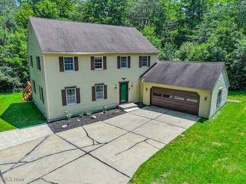 13031 Millstone Drive, Chardon, OH 44024