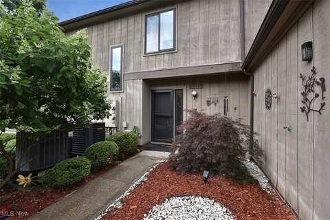 7332 Creekwood Drive, North Royalton, OH 44133