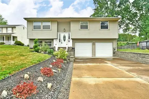 732 Laurelwood Drive SE, Warren, OH 44484