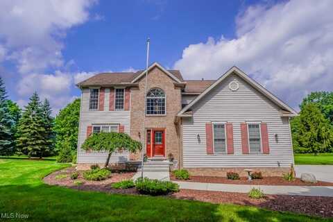 8492 Evergreen Drive, Northfield, OH 44067