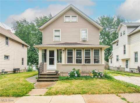44 W Summit Street, Barberton, OH 44203