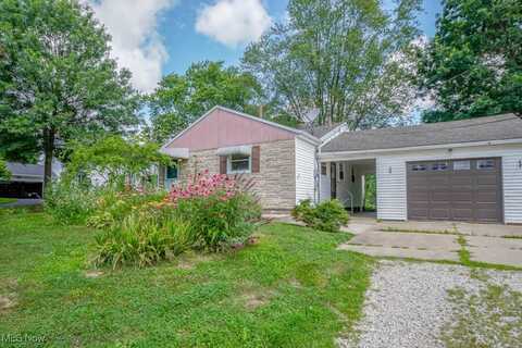 5937 Brinker Street SW, Navarre, OH 44662