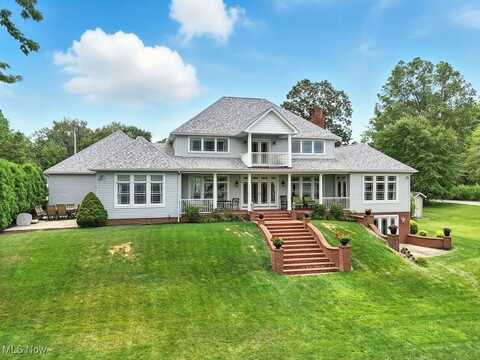 1462 River Road, Lake Milton, OH 44429