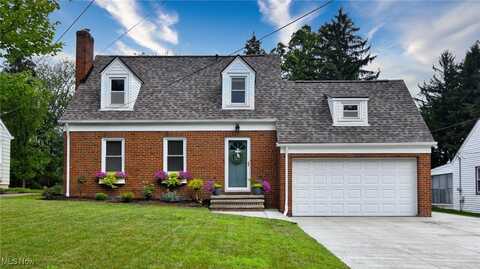 6525 E Pleasant Valley Road, Independence, OH 44131