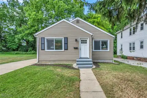 912 Peckham Street, Akron, OH 44320