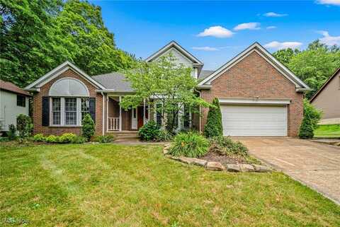 2885 Valley Road, Cuyahoga Falls, OH 44223