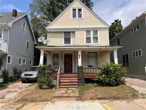 1875 Woodlawn Avenue, Cleveland, OH 44112