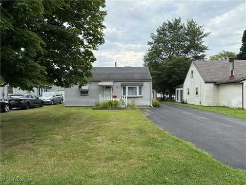 161 N Roanoke Avenue, Youngstown, OH 44515