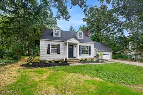 6431 W Ridgewood Drive, Parma, OH 44129