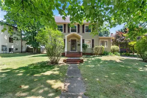 373 Canton Road, Akron, OH 44312