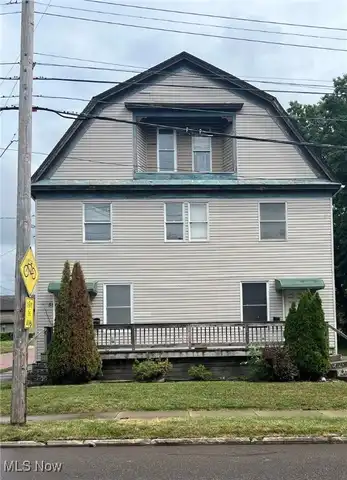 553 E Buchtel Avenue, Akron, OH 44304