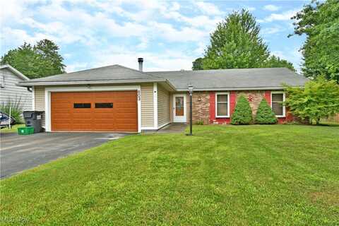 603 Wyndclift Circle, Youngstown, OH 44515