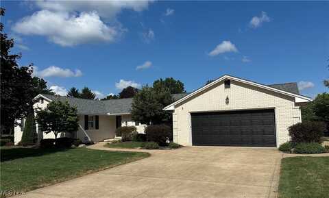 7410 Starcliff Avenue NW, North Canton, OH 44720