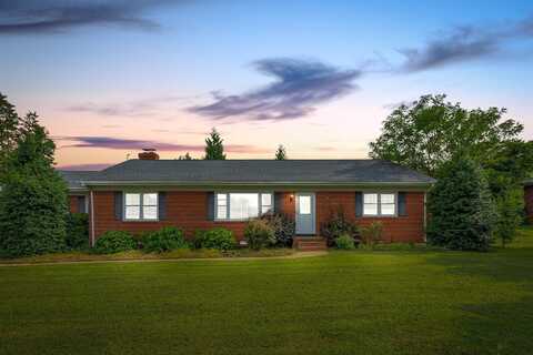 7437 Ridge View Rd, Mechanicsville, VA 23111