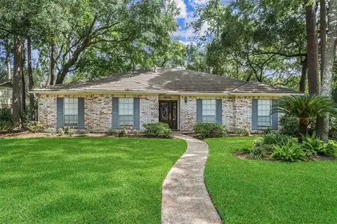 6143 Pebble Beach Drive, Houston, TX 77069