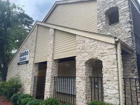 2120 Pearl, Nacogdoches, TX 75964