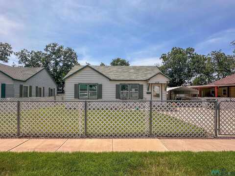 619 N Ash Street, Carlsbad, NM 88220