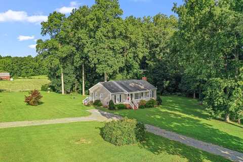 727 Brizendine Lane, Dunnsville, VA 22454