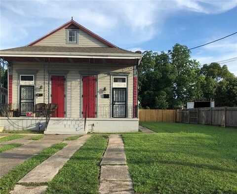 1960 N ROCHEBLAVE Street, New Orleans, LA 70119