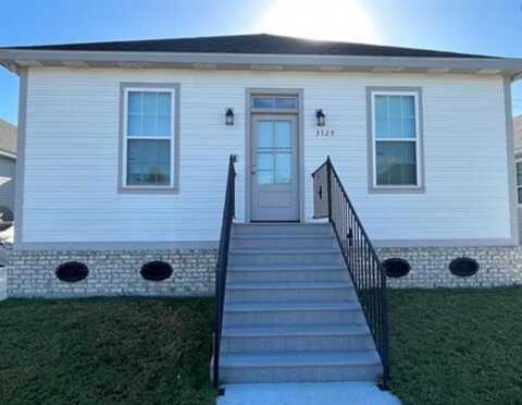 3529 KINGS Drive, Chalmette, LA 70043