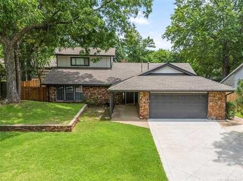 8123 S Quebec Avenue, Tulsa, OK 74137