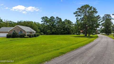 9335 Doris Drive, Oriental, NC 28571