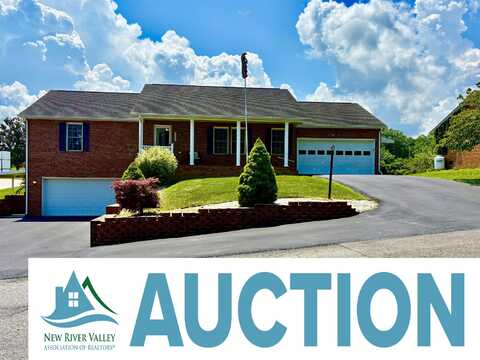 2355 GILES Drive SE, Christiansburg, VA 24073