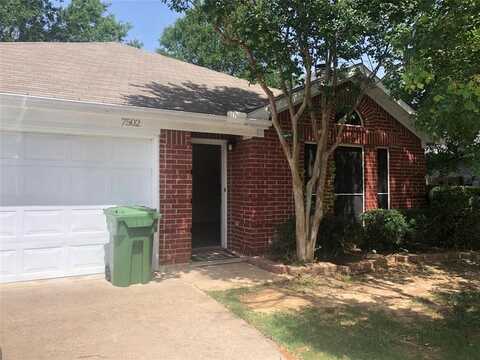 7502 Yorkmeadow Drive, Arlington, TX 76001