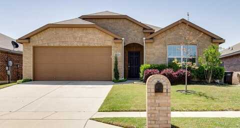 4533 Wheatland Drive, Fort Worth, TX 76179