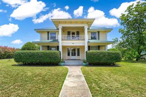 100 N Jones Street, Royse City, TX 75189