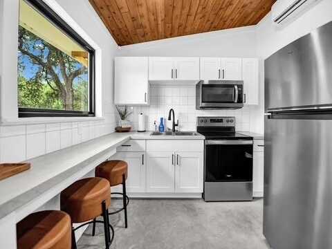 4539 Fm 1148, Leakey, TX 76450