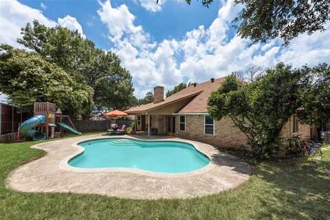 7520 Cimarron Drive, North Richland Hills, TX 76182