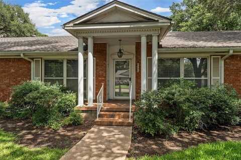 5100 Lake Arrowhead Drive, Waco, TX 76710