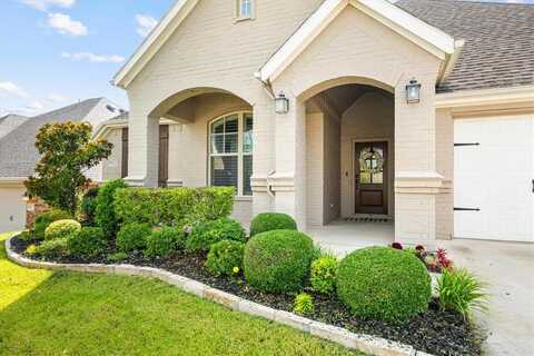 9021 Inwood Street, Benbrook, TX 76126